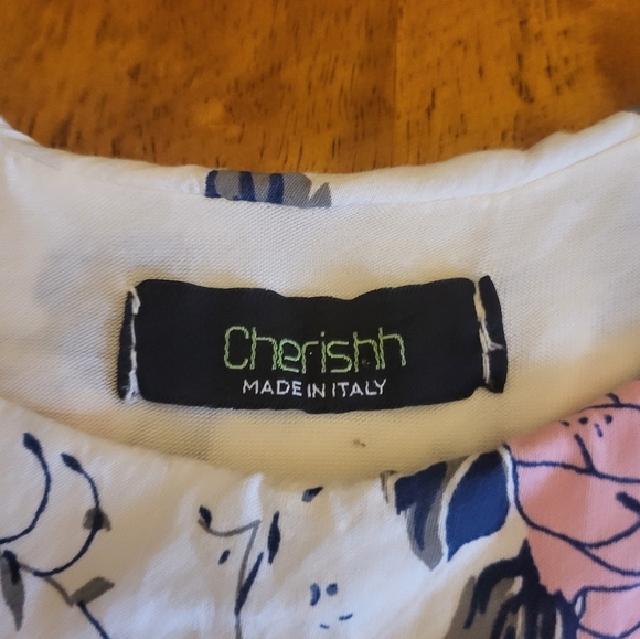 Floral Sleeveless Blouse - Picture 2 of 4